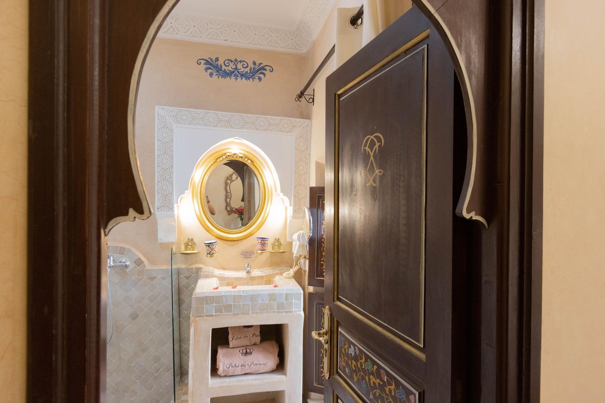 فندق Riad Palais Des Princesses & Spa مراكش المظهر الخارجي الصورة Bathroom